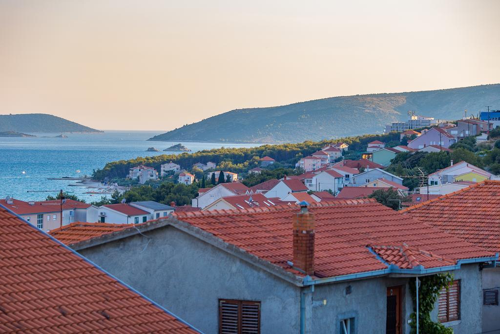Apartment Drazena Trogir Exterior foto