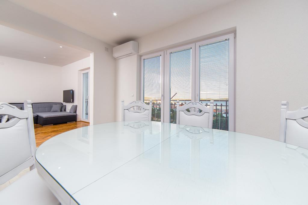 Apartment Drazena Trogir Exterior foto