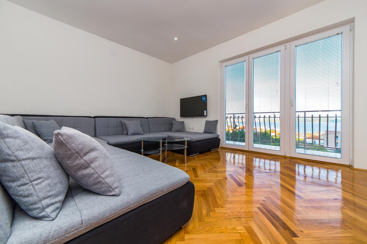 Apartment Drazena Trogir Exterior foto