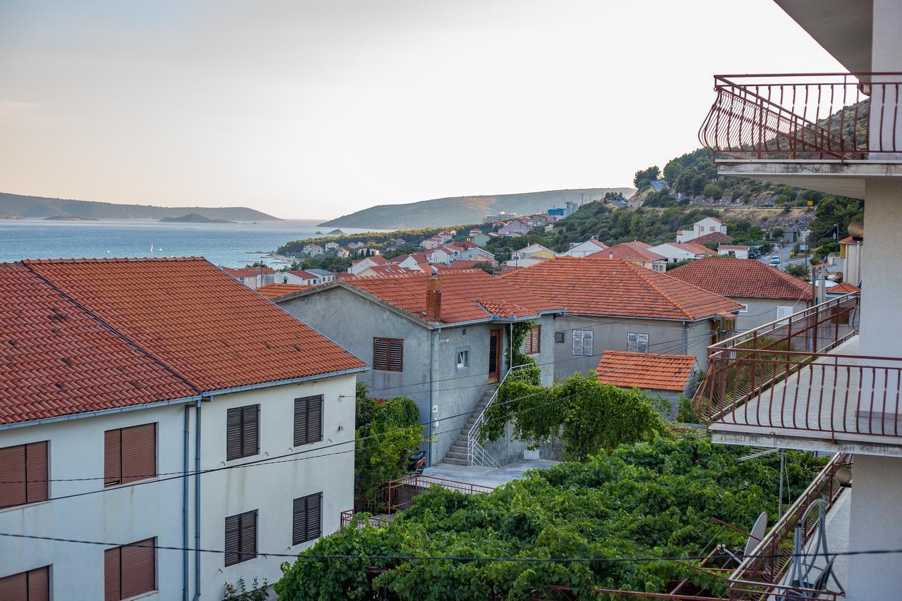 Apartment Drazena Trogir Exterior foto