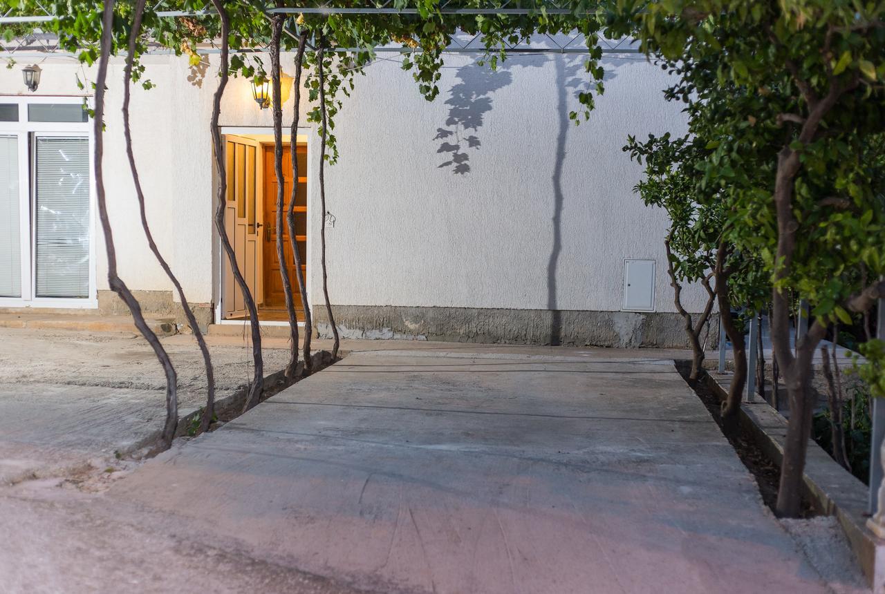 Apartment Drazena Trogir Exterior foto